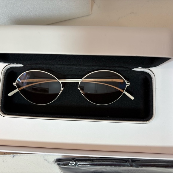 Maison Margiela Sunglasses 🕶️ MYKITA + Maison Margiela Unisex Metal Sunglasses - Picture 9 of 14